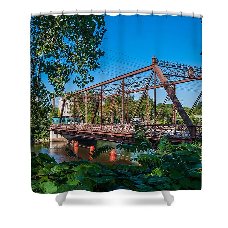 Merriam Street Bridge; Bridge; St. Anthony Riverplace; Minneapolis Shower Curtain featuring the photograph Merriam Street Bridge by Lonnie Paulson