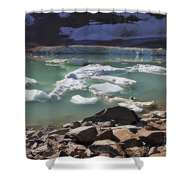 Mount Edith Cavell Shower Curtain featuring the photograph Mini Icebergs by Teresa Zieba