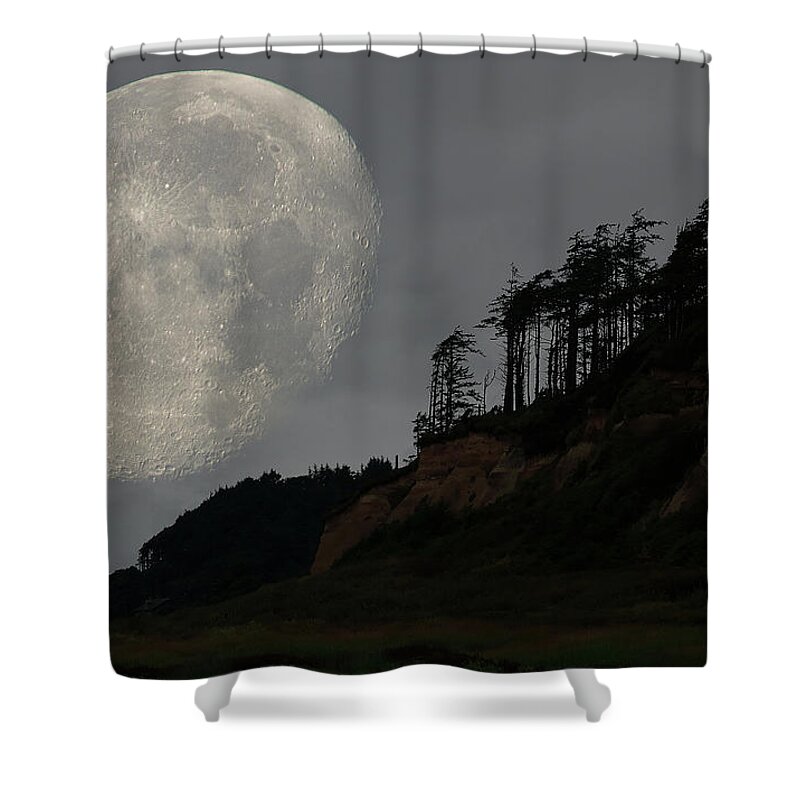 Landscape Shower Curtain featuring the photograph Moon at Roosevelt Beach WA by Bob Cournoyer