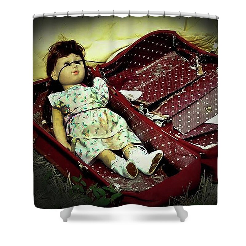 Mighty Sight Studio Shower Curtain featuring the photograph Moving Day by Steve Sperry