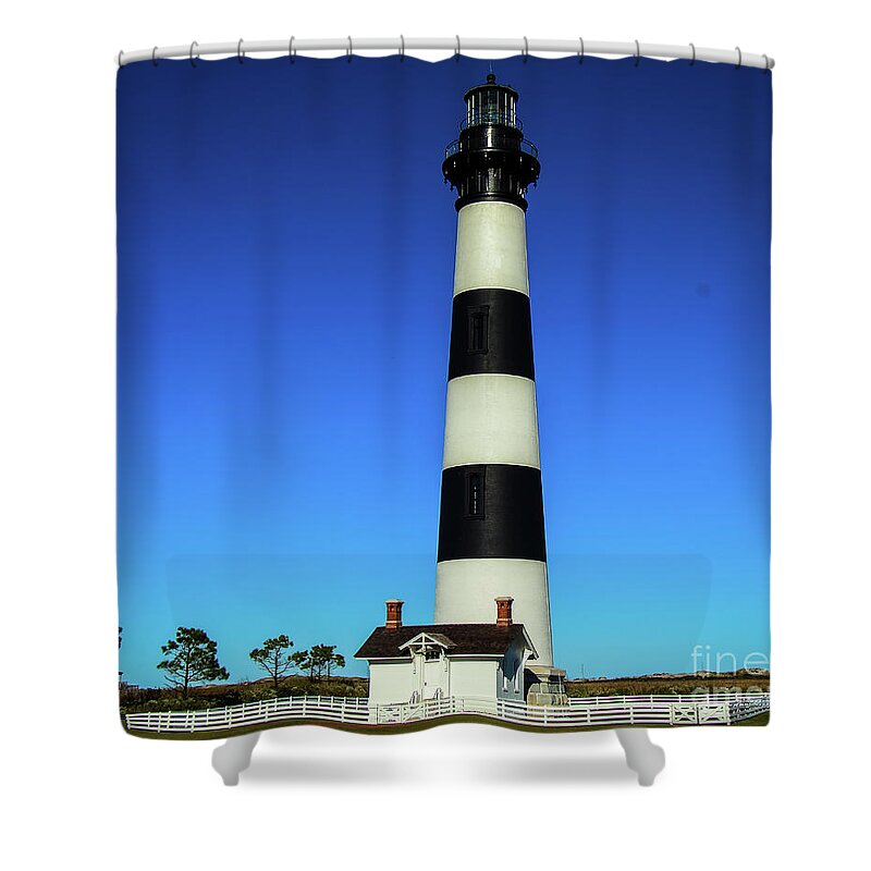 Lighthouse Shower Curtain featuring the photograph Nags Head Lighthouse by Les Greenwood