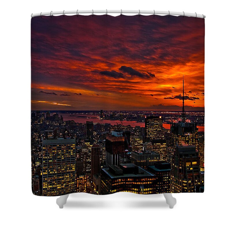 New York Shower Curtain featuring the photograph Nature's Palette by Neil Shapiro