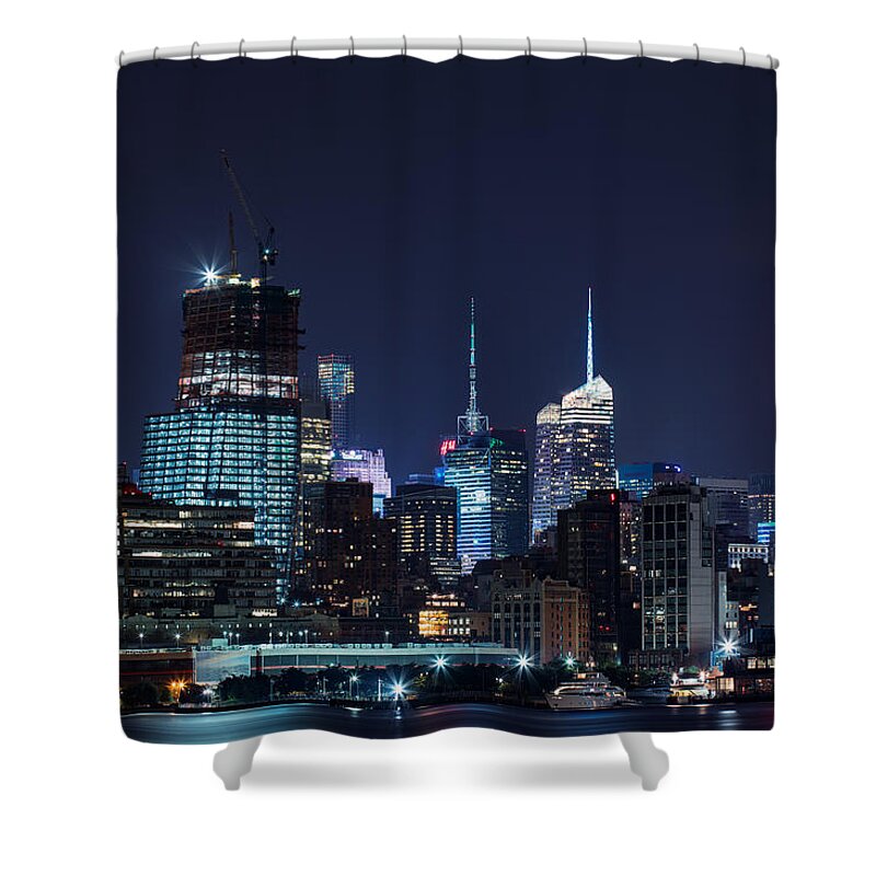 Landscape Shower Curtain featuring the photograph Nyc2 by Rob Dietrich