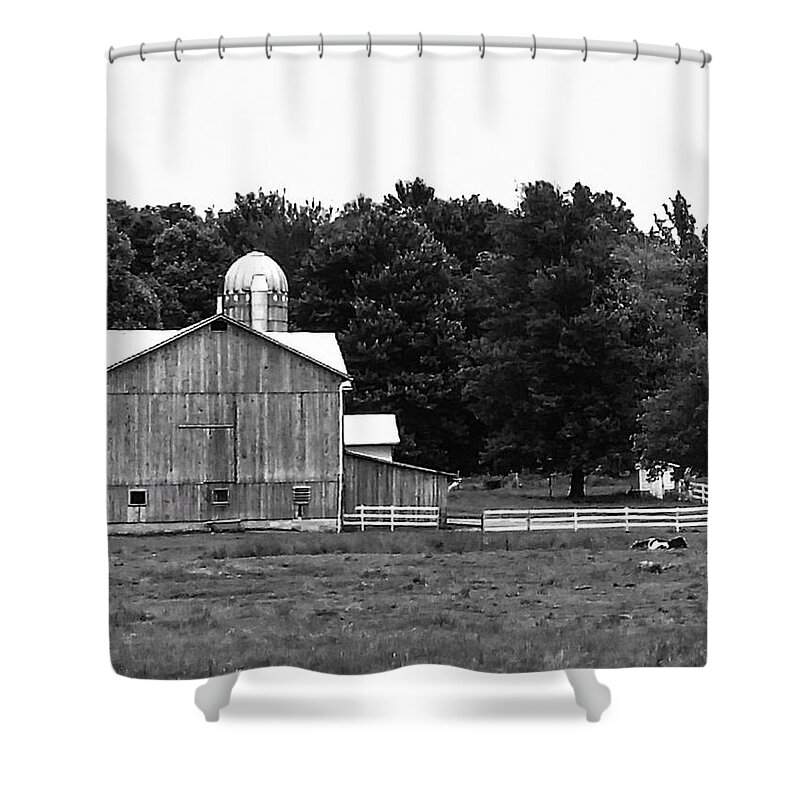 Barn Shower Curtain featuring the photograph Old barn by Kimberly W