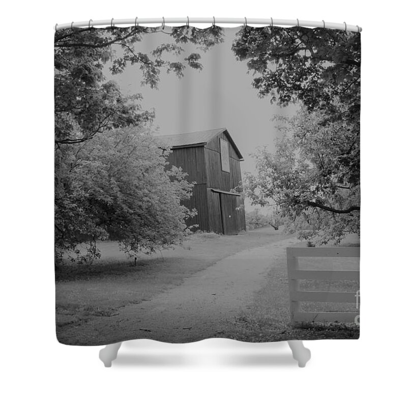 Landscape Shower Curtain featuring the photograph Old Country Barn by Carol Riddle