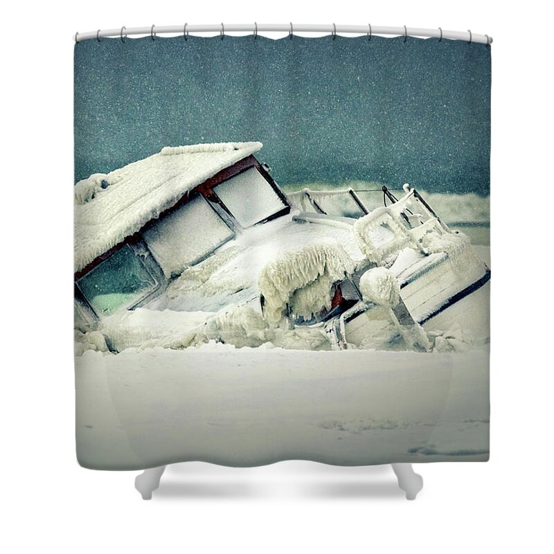 Wreck Shower Curtain featuring the photograph Old wreck by Mike Santis