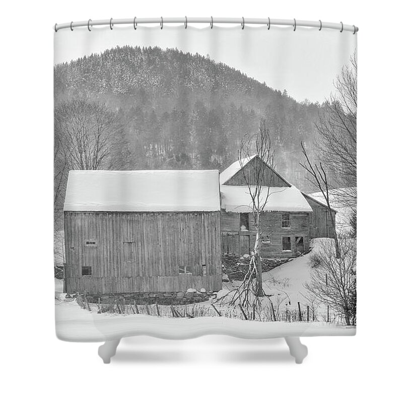 Barn Shower Curtain featuring the photograph Olde Vermont Barn by Rod Best
