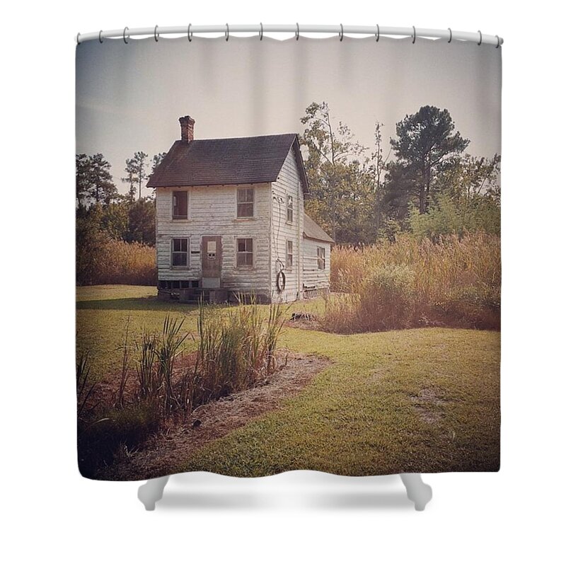 Deserve2preserve Shower Curtain featuring the photograph House, Oriole, Md by Roadside Delmarva