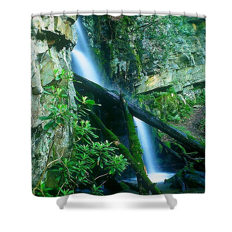 Waterfall Shower Curtain featuring the photograph Place Of Wonder by Rodney Lee Williams