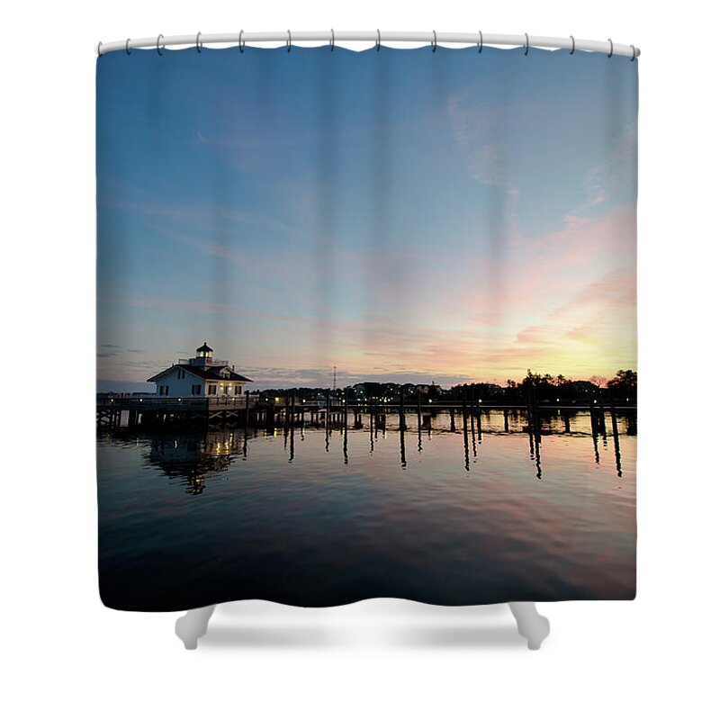 Roanoke Marshes Light Shower Curtain featuring the photograph Roanoke Marshes Lighthouse At Dusk by David Sutton