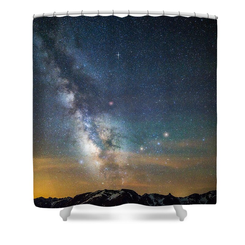 Rocky Mountain National Park Shower Curtain featuring the photograph Rocky Mountain Heavens by Darren White