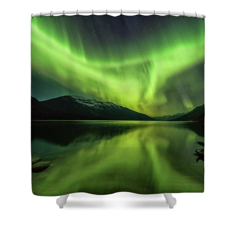 Landscape Shower Curtain featuring the photograph Santa's Wake by Russell Pugh