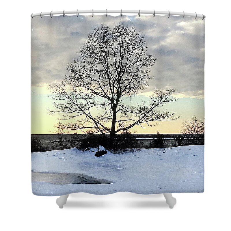  Shower Curtain featuring the photograph Seapoint by Mark Alesse