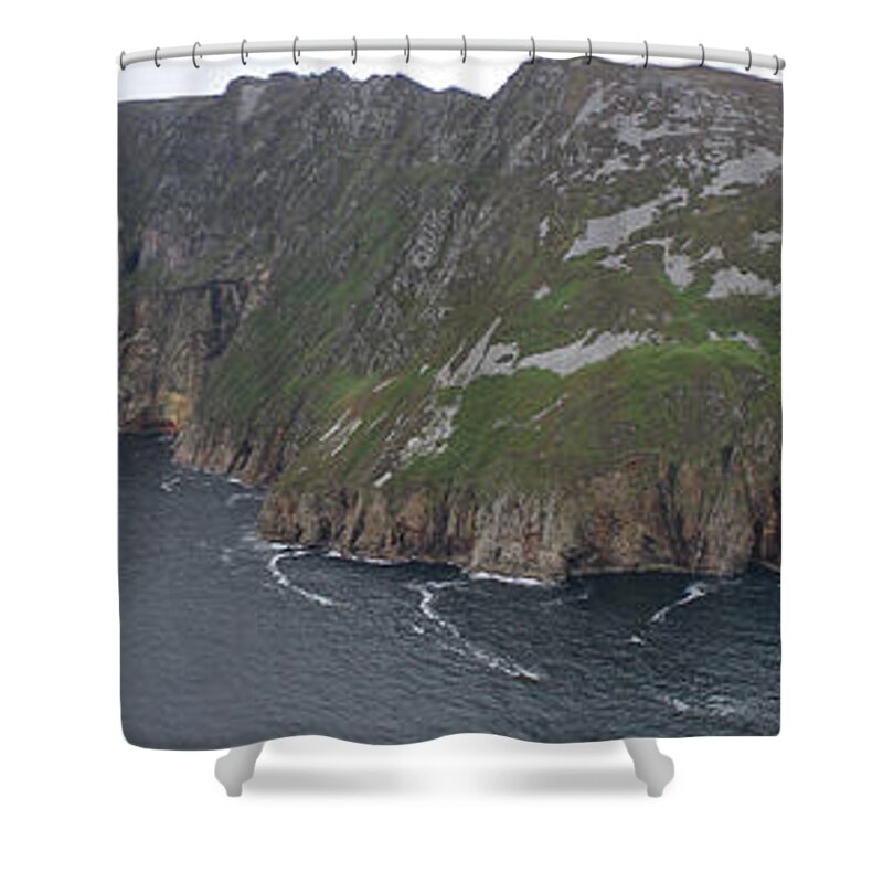Sliabh Liag Shower Curtain featuring the photograph Slieve League Cliffs by John Moyer