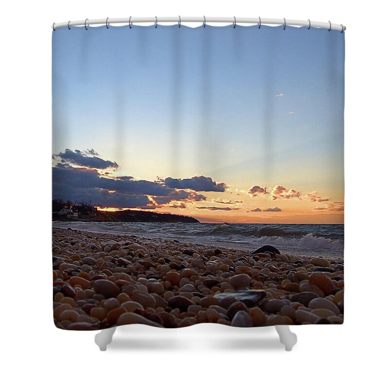 Seas Shower Curtain featuring the photograph Southold Beach by Newwwman