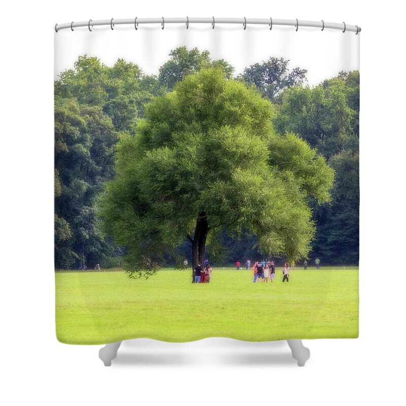 Countryscape Shower Curtain featuring the photograph Sunday at park by Roberto Pagani