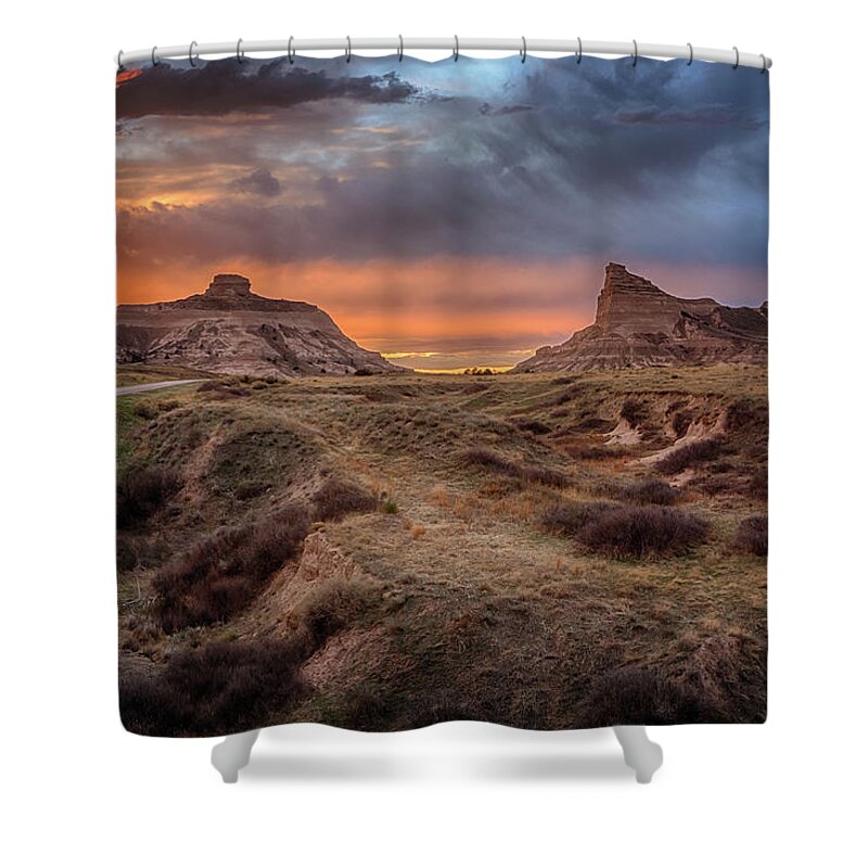 Scotts Bluff Shower Curtain featuring the photograph Sunset at Scotts Bluff by Susan Rissi Tregoning