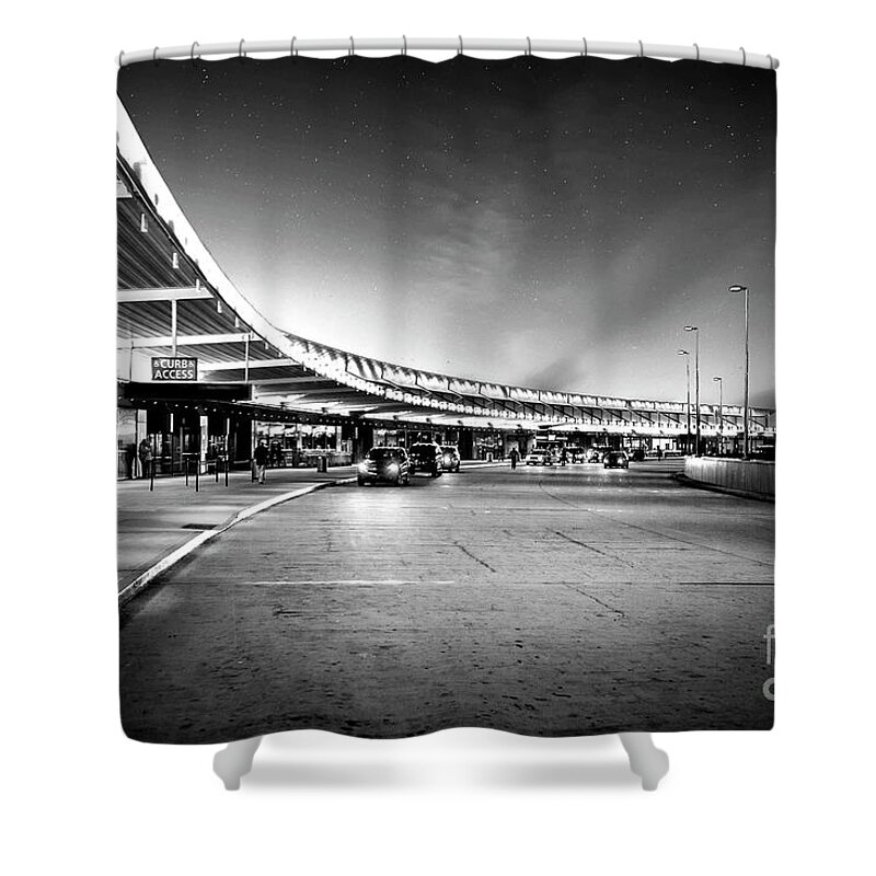 Kremsdorf Shower Curtain featuring the photograph Terminal Velocity by Evelina Kremsdorf