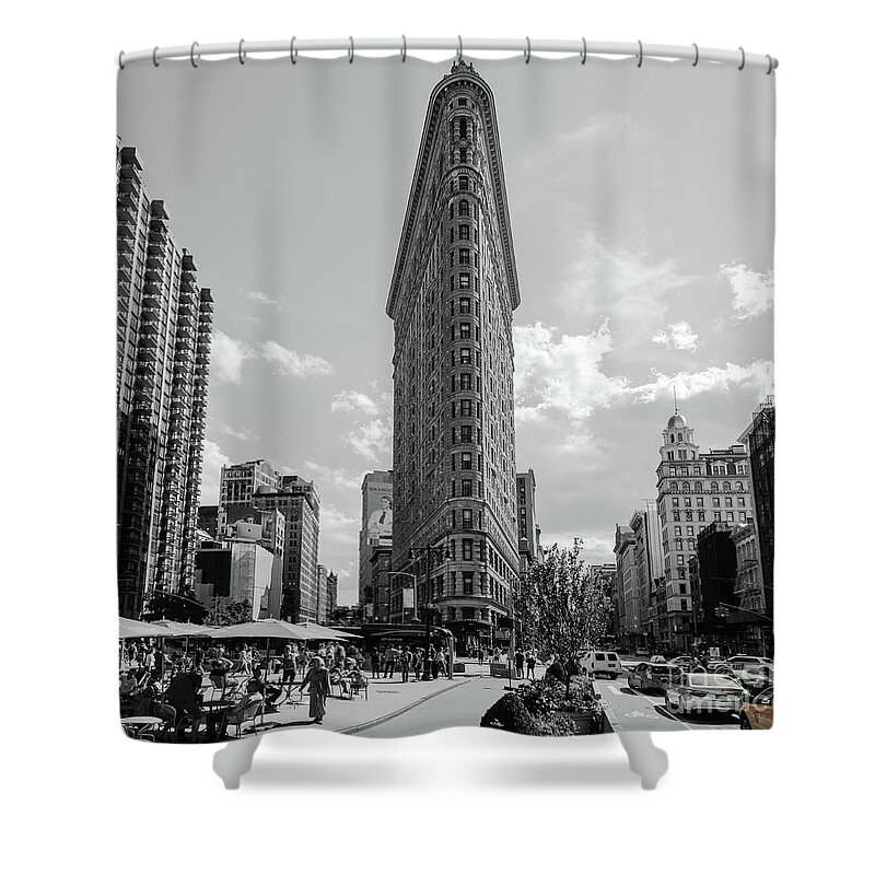 Flatiron Building New York Shower Curtain featuring the photograph The Flatiron Building New York by Andy Myatt