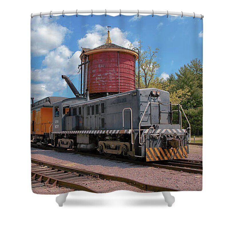 North Freedom Shower Curtain featuring the photograph The Mid Continent 1256 by Susan Rissi Tregoning