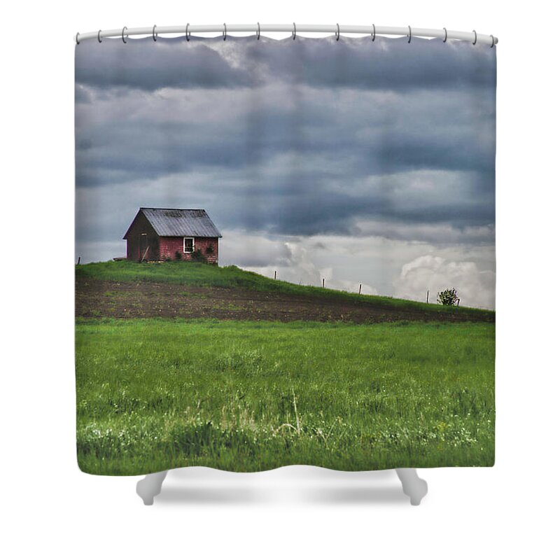 The North 40 Shower Curtain featuring the photograph The North 40 by Jeff Folger
