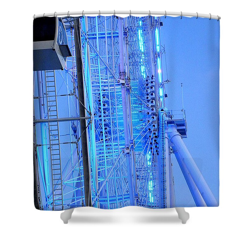 Ferris Wheel Shower Curtain featuring the photograph The Orlando Eye 002 by Christopher Mercer