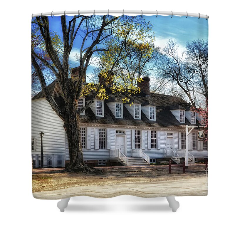 Williamsburg Shower Curtain featuring the photograph The Wetherburn Tavern by Lois Bryan