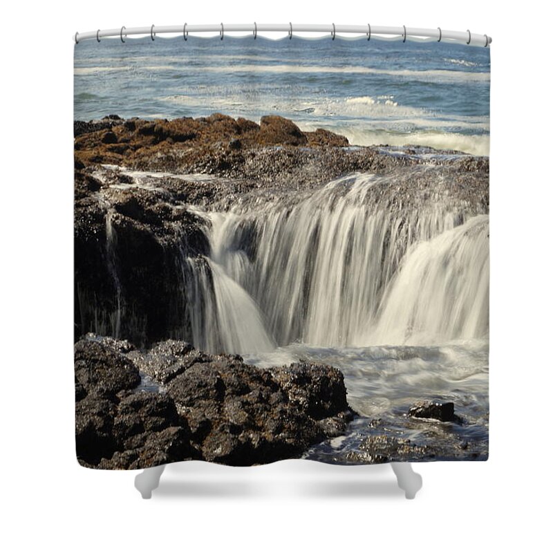 Motion Shower Curtain featuring the photograph Thor's Well by Beth Collins