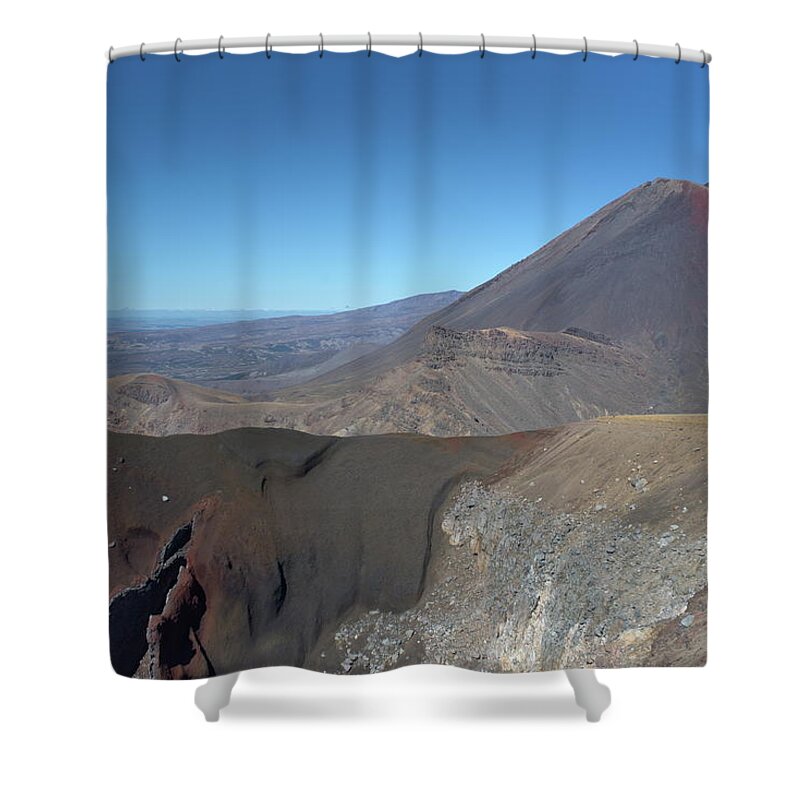 New Zealand Shower Curtain featuring the photograph Tongariro Crossing by Ivan Franklin