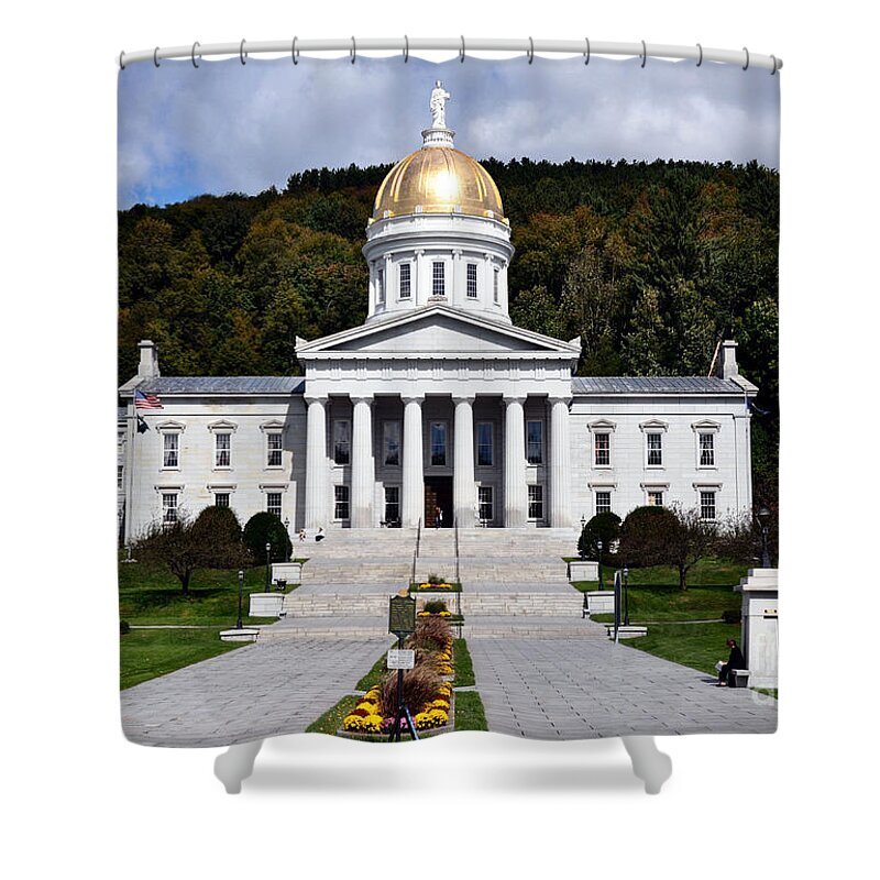 Vermont State Capitol Building Shower Curtain featuring the photograph Vermont State Capitol Building by Wanda-Lynn Searles