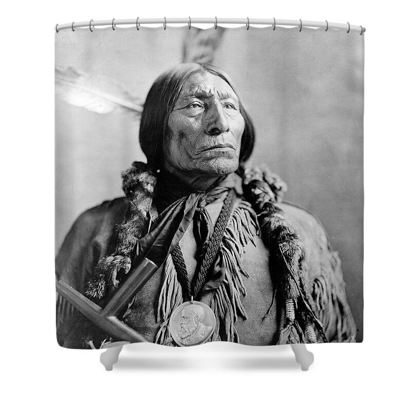 History Shower Curtain featuring the photograph Wolf Robe, Cheyenne Indian Chief by Science Source