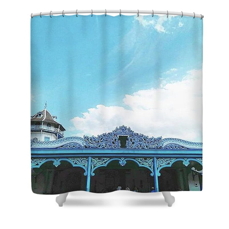 Solo Shower Curtain featuring the photograph Solo Traditional Building by Kelly Santana