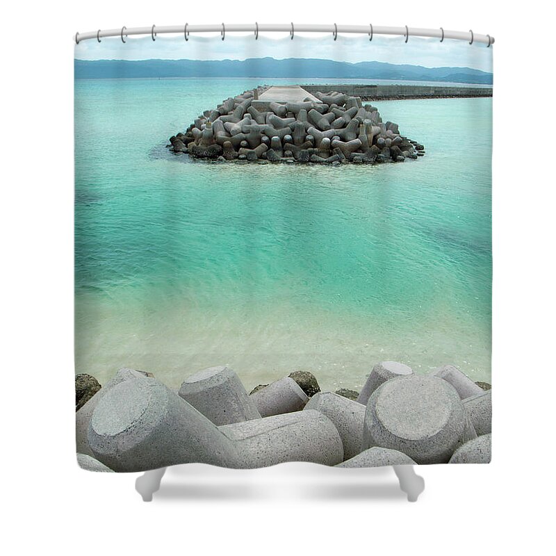 Tranquility Shower Curtain featuring the photograph Breakwater And Tetrapods by Zunten