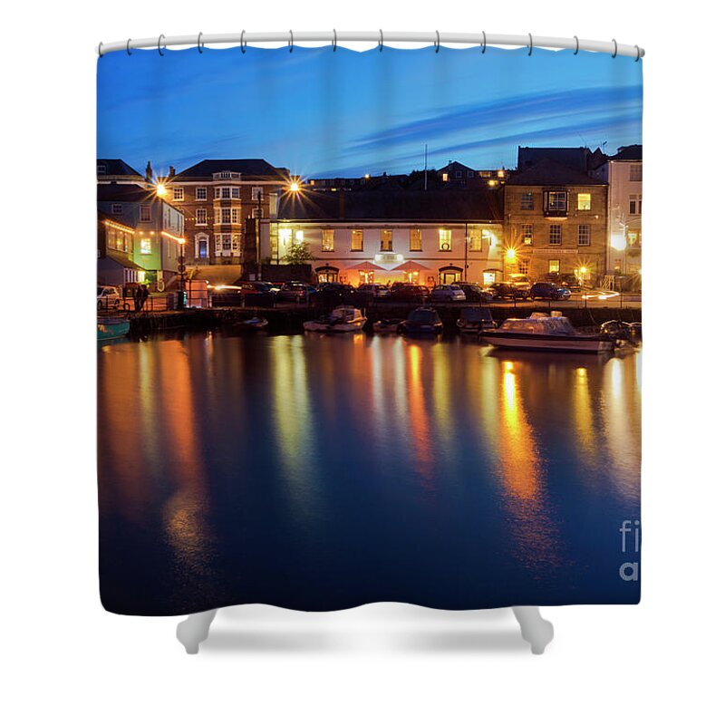 Custom House Quay Shower Curtain featuring the photograph Busy Night at Custom House Quay by Terri Waters