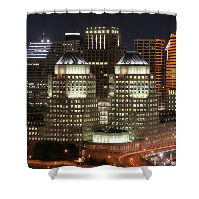 Apartment Shower Curtain featuring the photograph Cincinnati Skyline by Thedman