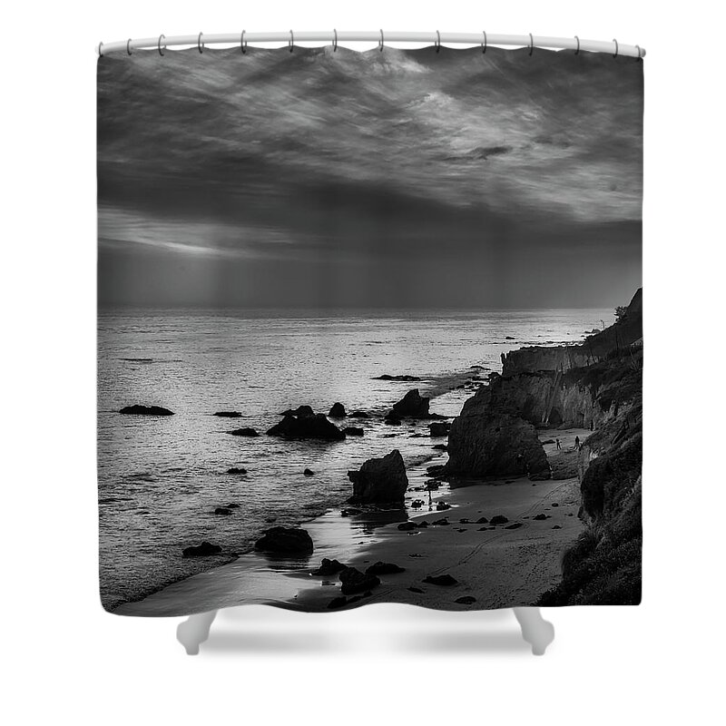 Black And White Photography Shower Curtain featuring the photograph El Matador Beach - B W by Gene Parks