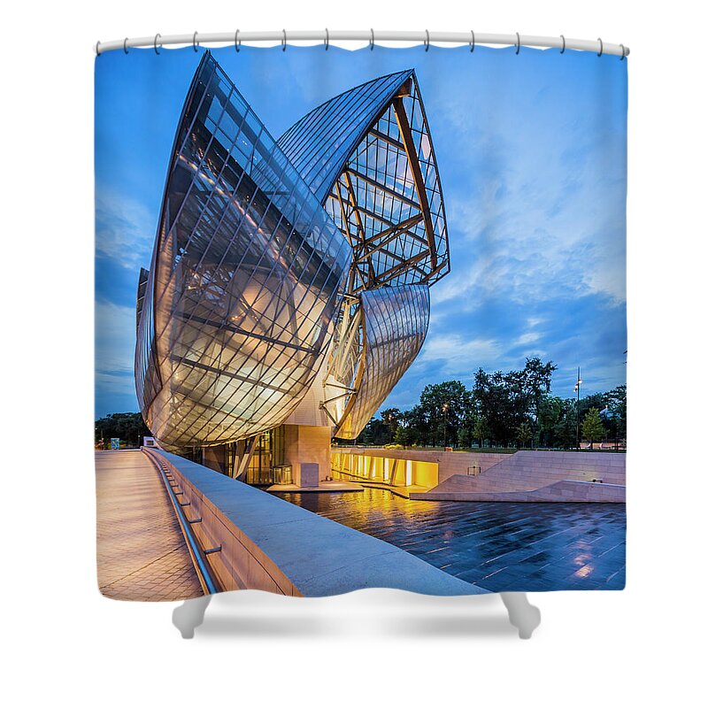 France, Paris, Boulogne, Ville De Paris, Bois De Boulogne, Louis Vuitton  Foundation Building (architect Frank Gehry) Shower Curtain by Massimo  Borchi - eStock Photo Decor - Website
