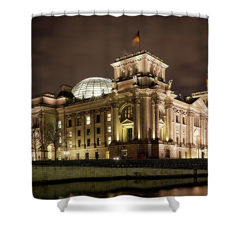 Berlin Shower Curtain featuring the photograph Germany, Berlin, View Of Reichstag by Westend61