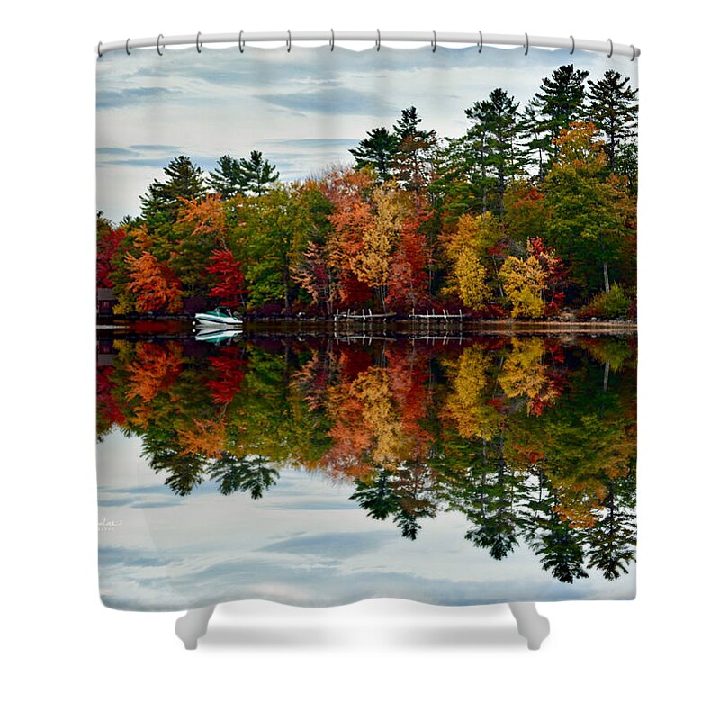 Autumn Shower Curtain featuring the photograph Grand Finale by Carolyn Mickulas