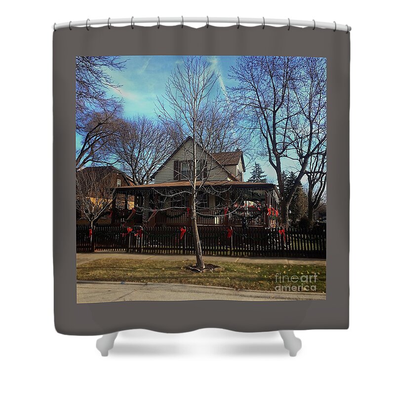 Documentary Shower Curtain featuring the photograph Looking Like Christmas by Frank J Casella