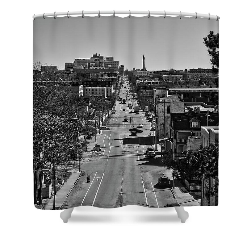 Milwukee Shower Curtain featuring the photograph North Avenue - Milwaukee - Wisconsin by Steven Ralser