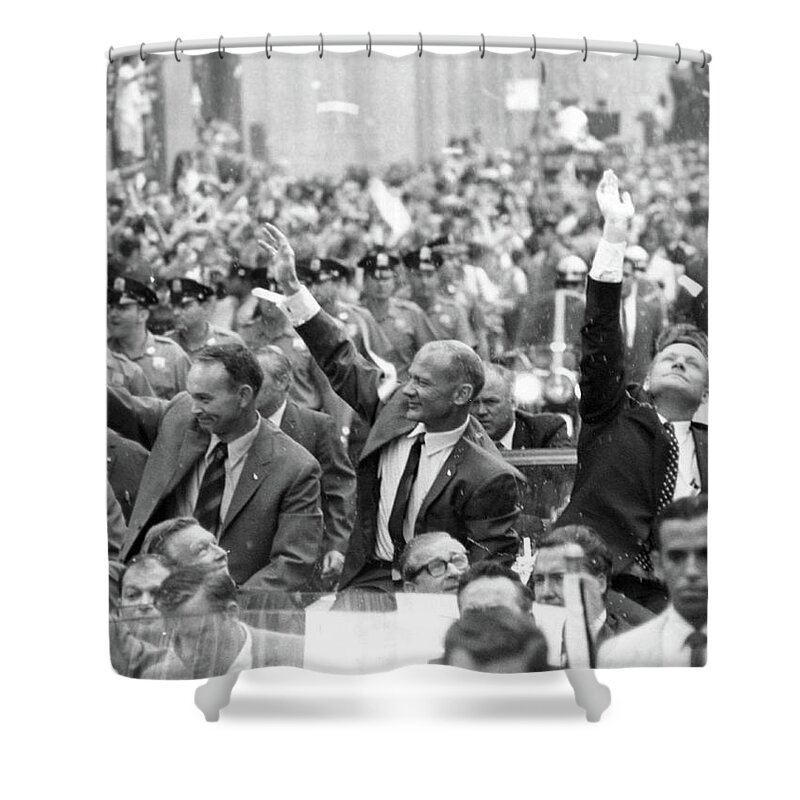 1969 Shower Curtain featuring the photograph Nyc, Ticker Tape Parade For Apollo 11 by Science Source