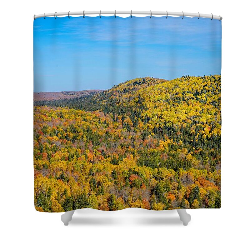 Panorama Shower Curtain featuring the photograph Oberg Mountain in Autumn by Susan Rydberg
