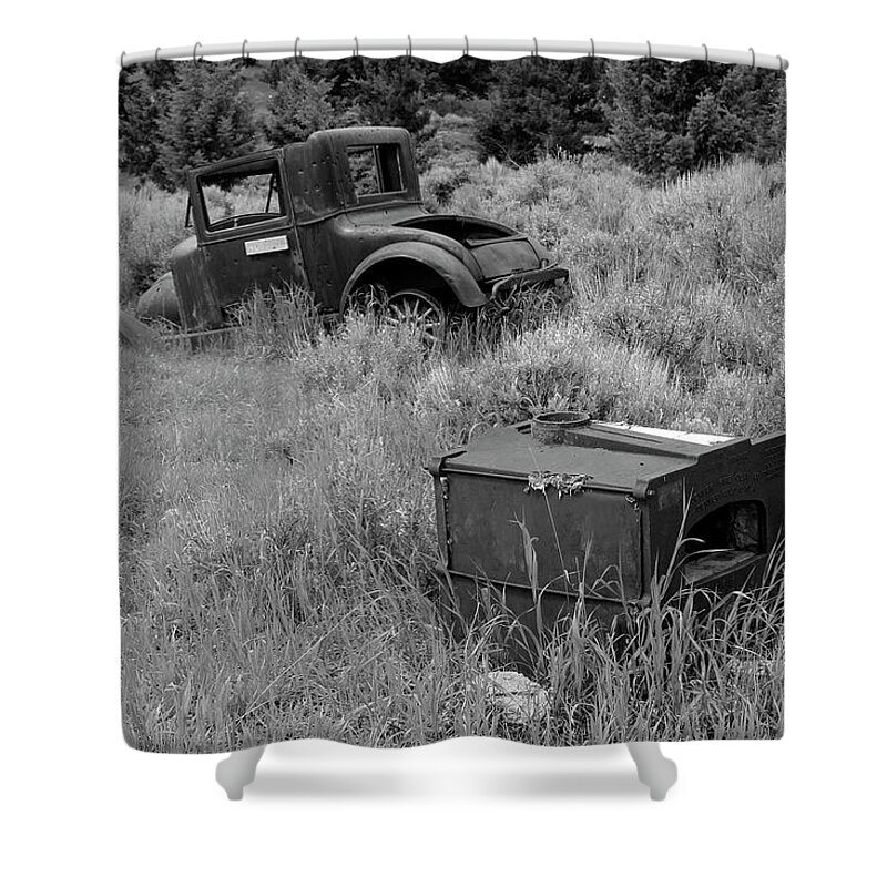 Elkhorn Mt Shower Curtain featuring the photograph Old Hudson by Gary Gunderson