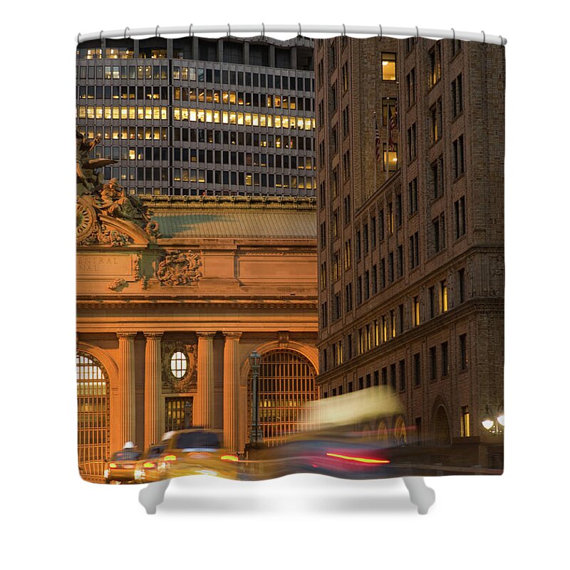 Built Structure Shower Curtain featuring the photograph Park Avenue Taxis by Shayes17