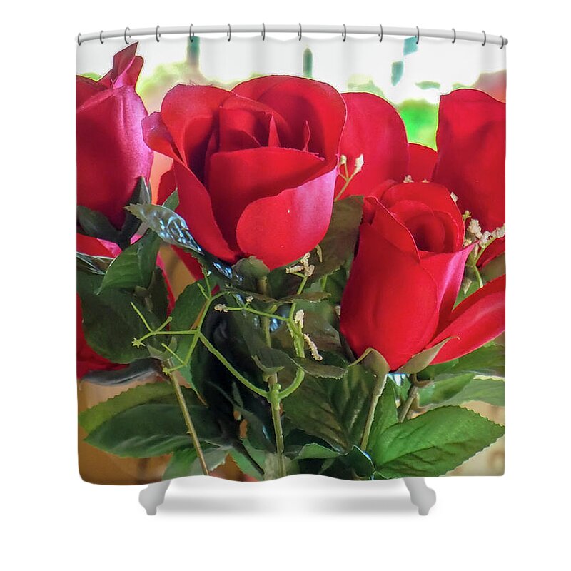 Red Shower Curtain featuring the photograph Red Roses 12 by C Winslow Shafer