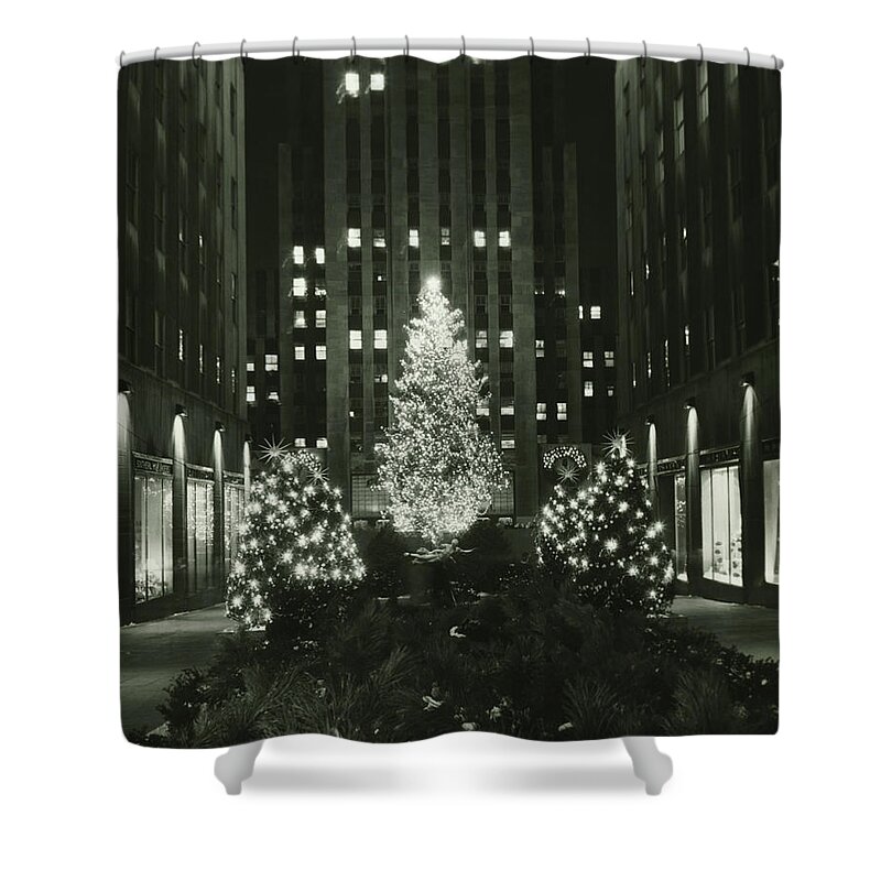 Corporate Business Shower Curtain featuring the photograph Rockefeller Center Decorated For by George Marks
