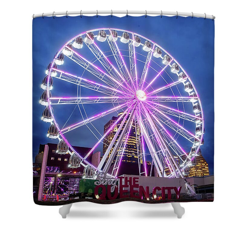 Ferris Wheel Shower Curtain featuring the photograph SkyStar Ferris Wheel by Ed Taylor