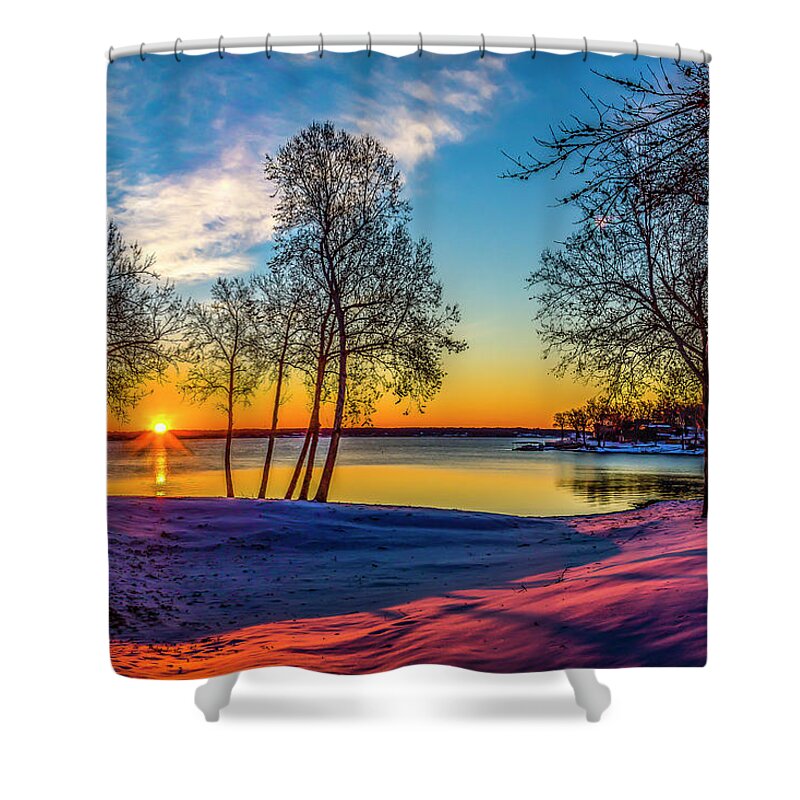 Grand Lake Shower Curtain featuring the photograph Winter Sunrise at East Bay by David Wagenblatt