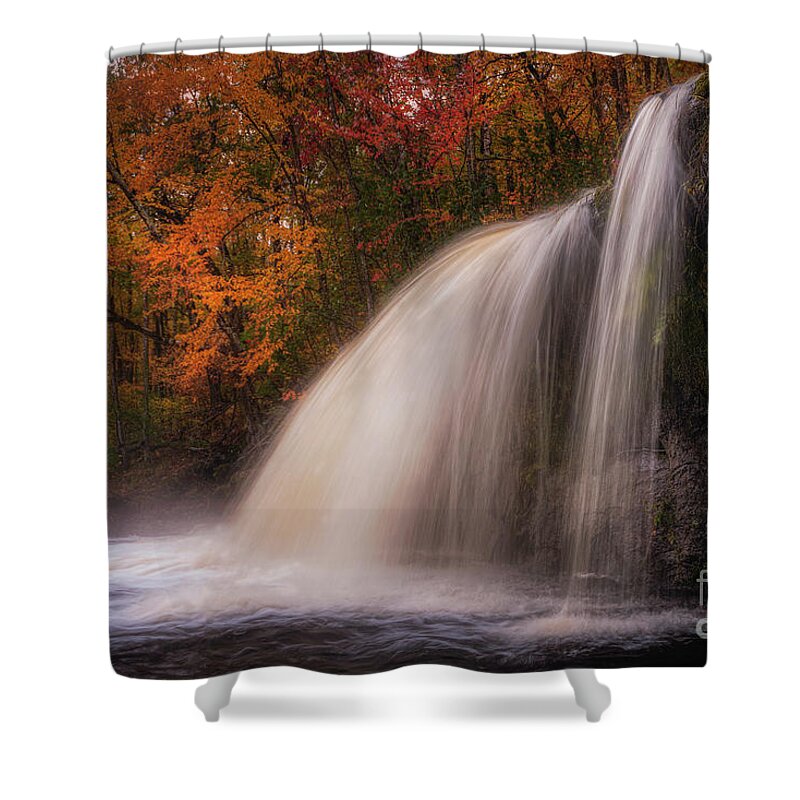Waterfall Shower Curtain featuring the photograph Wolf Creek by Bill Frische